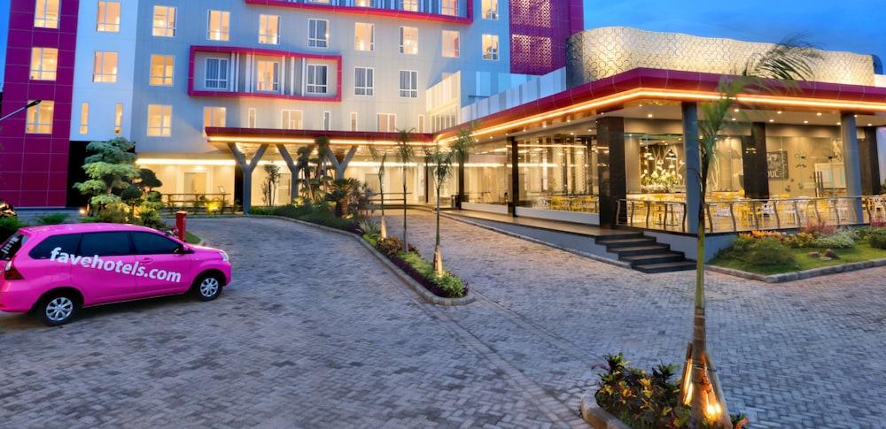Favehotel Tuban Tuban  Екстериор снимка